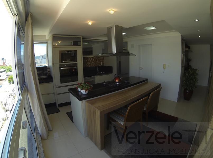 Apartamento, 3 quartos, 140 m² - Foto 2