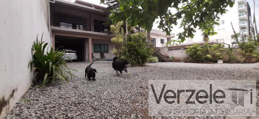 Sobrado, 6 quartos, 230 m² - Foto 2