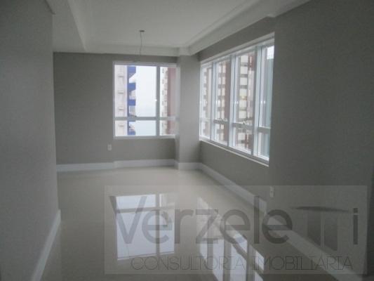 Apartamento, 3 quartos, 136 m² - Foto 4