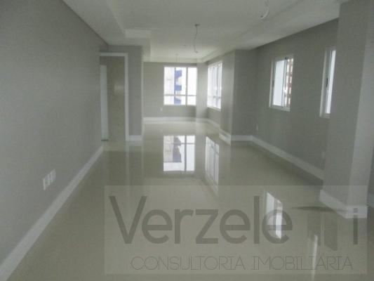 Apartamento, 3 quartos, 136 m² - Foto 3