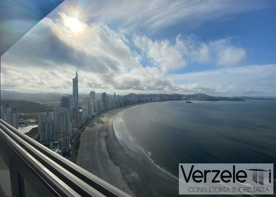 Apartamento, 4 quartos, 230 m² - Foto 1