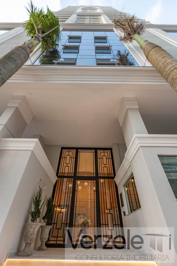 Apartamento, 3 quartos, 130 m² - Foto 1