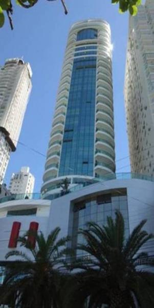 Apartamento, 3 quartos, 182 m² - Foto 2