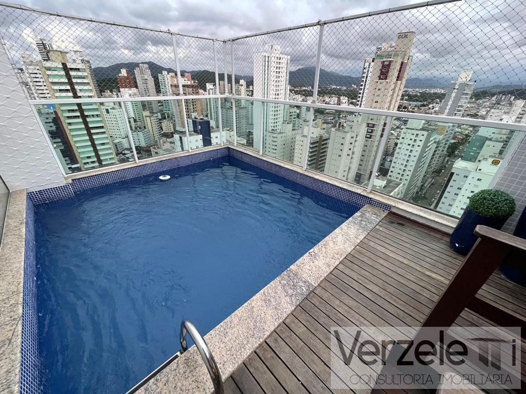 Cobertura, 4 quartos, 225 m² - Foto 1