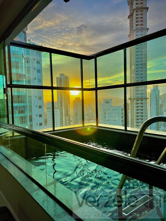 Cobertura, 4 quartos, 280 m² - Foto 1