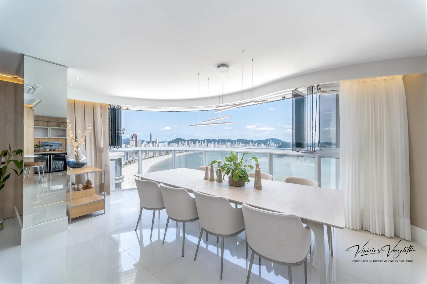 Apartamento, 4 quartos, 237 m² - Foto 1