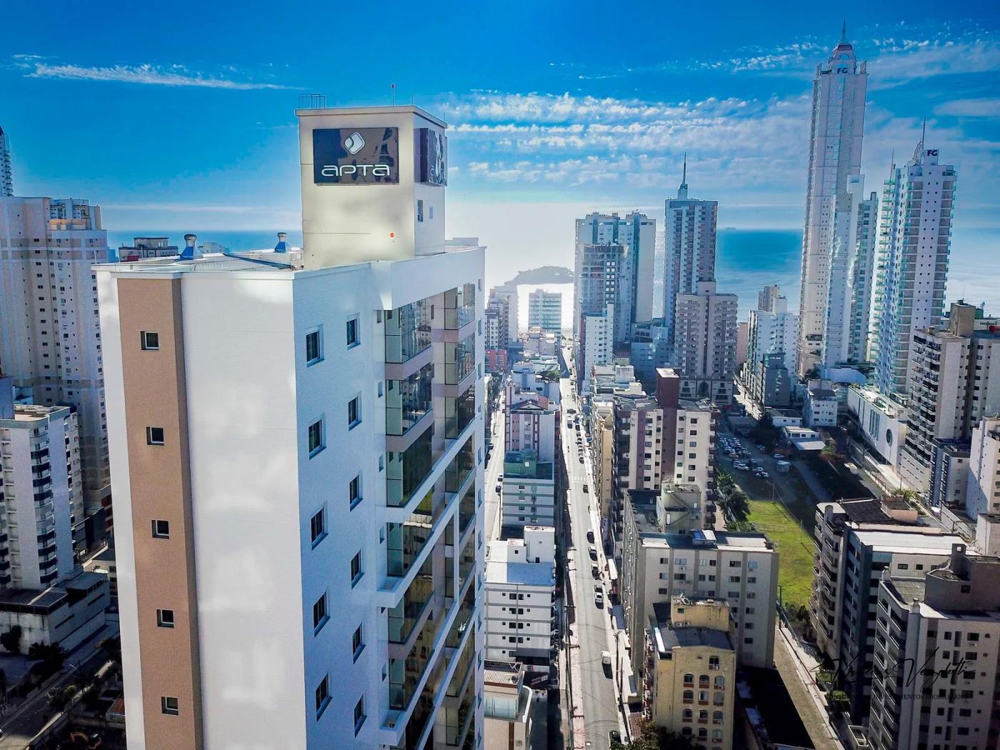Apartamento, 3 quartos, 135 m² - Foto 1