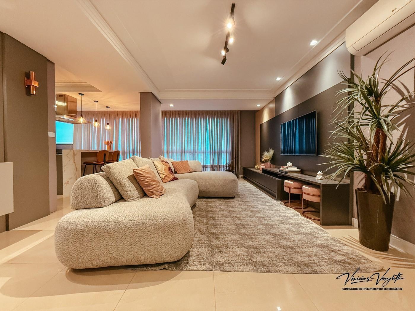 Apartamento, 3 quartos, 140 m² - Foto 1