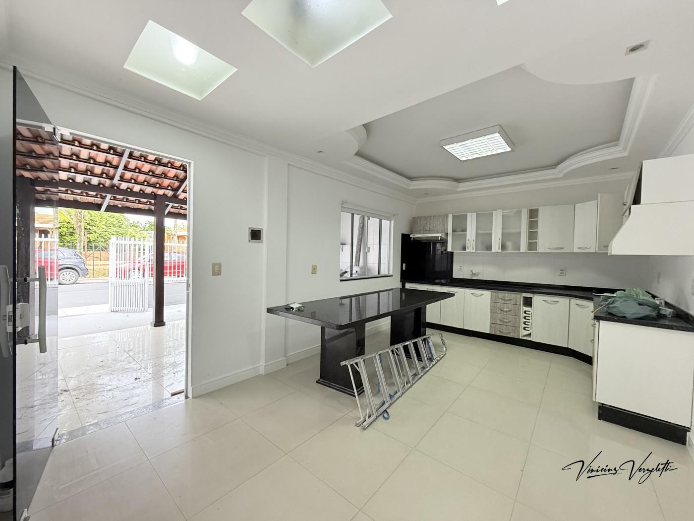 Casa, 4 quartos, 180 m² - Foto 9