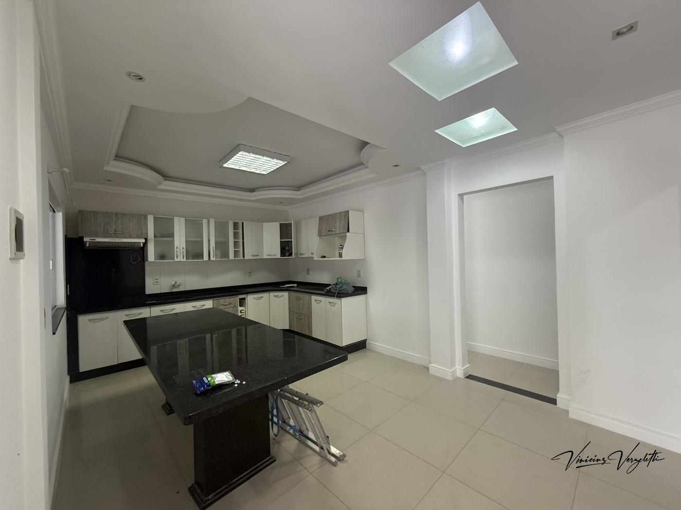 Casa, 4 quartos, 180 m² - Foto 8