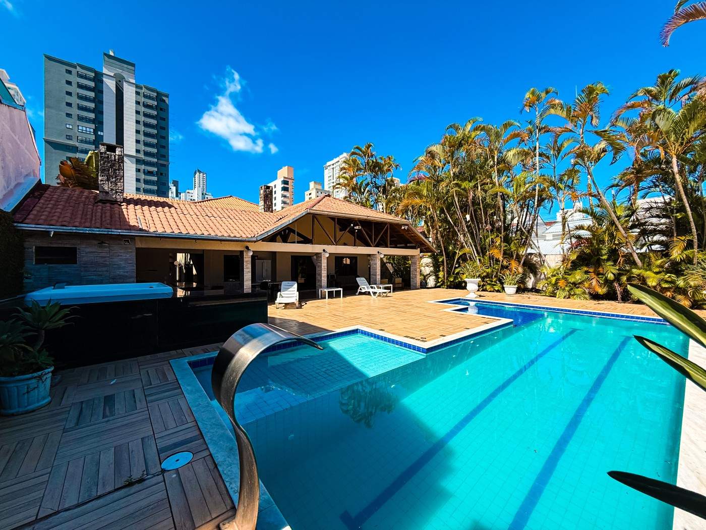 Casa, 5 quartos, 1000 m² - Foto 13