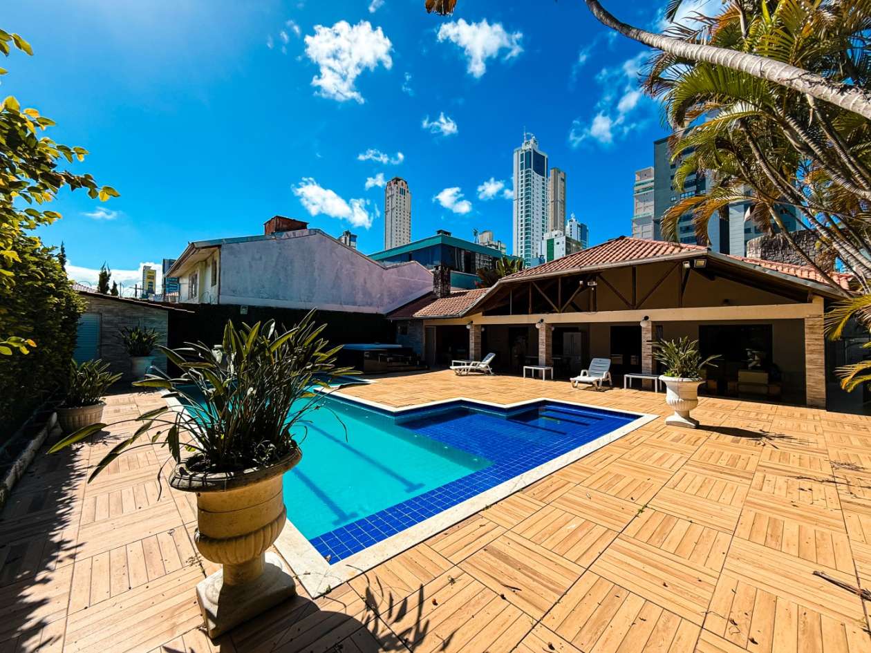 Casa, 5 quartos, 1000 m² - Foto 7