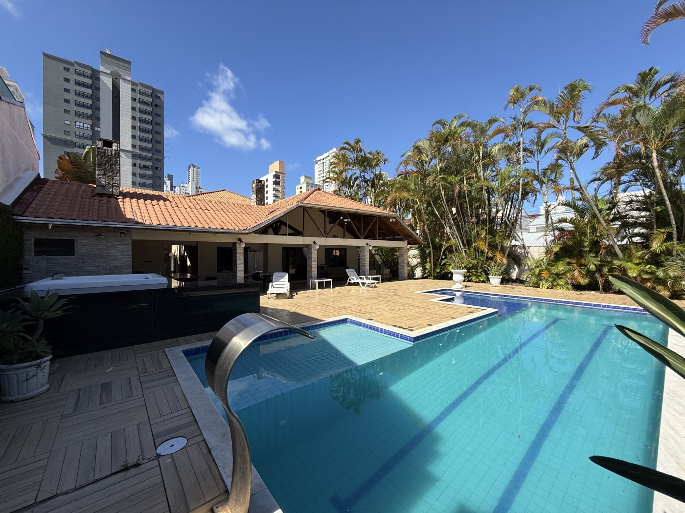 Sobrado, 5 quartos, 1000 m² - Foto 29