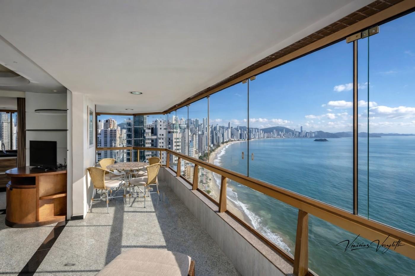 Apartamento, 3 quartos, 157 m² - Foto 1